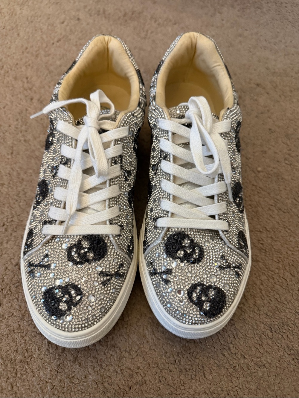 Rhinestone Betsey Johnson Sidny Skull Sneakers US 10M